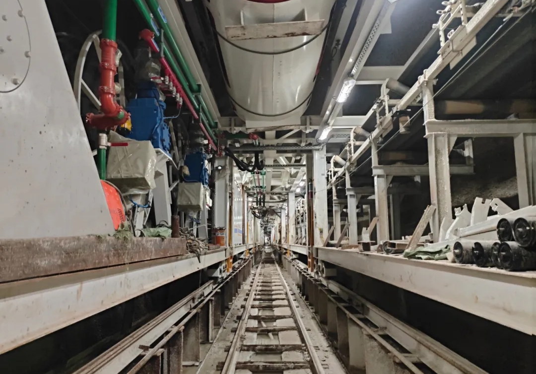 TBM掘進(jìn)照片 (2)_副本.jpg